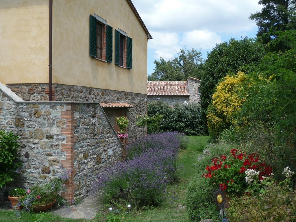 Podere Sant'Angelo Roccalbegna Δωμάτιο φωτογραφία